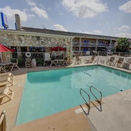 Motel 6-San Antonio, TX - Northwest Medical Center