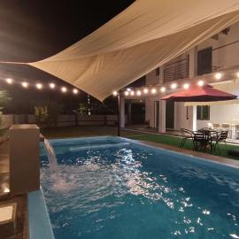 AYRA HOMESTAY, khách sạn ở Kuala Kangsar