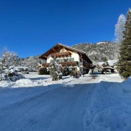 Ferienwohnung "Beim Henser", hotel en Wallgau