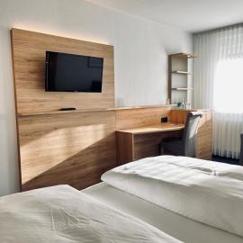 Wermelskirchen में, होटल Hotel-Restaurant Zum Schwanen