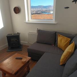 Connemara Lake View Apartment, hotel u gradu Camus Eighter