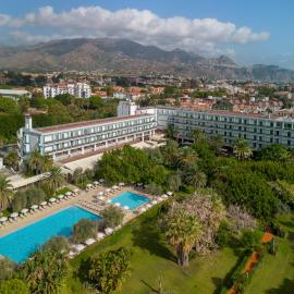 UNA Hotels Naxos Beach Sicilia, hótel í Giardini Naxos