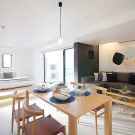 b hotel Heiwaodori 702 - Huge Apt in Famous Hiroshima Dori for 6p