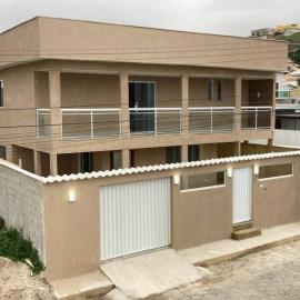 Casa com piscina, grande e espaçosa no Condomínio dos Pássaros, hotel in Cabo Frio