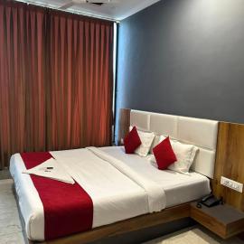 Hotel Dumas Near Airport, hotel v destinaci Súrat
