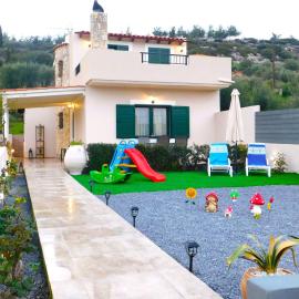 Villa Elia