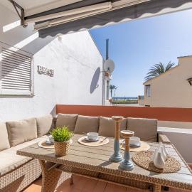 1012 Apartamento cerca de la playa by homeselectspain, готель у місті Емпуріабрава