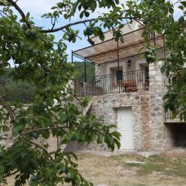 Gîte Bussas, Hotel in Saint-Thomé