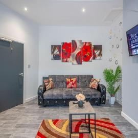 F1KR - Stylish Home for Family and Friends, Hotel in Headingley