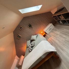 Studio chez Dimi et Mary, hotel in Marche-en-Famenne