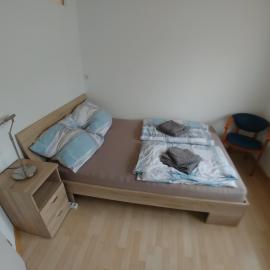 Monteur- und Ferienwohnung Gemmer 63qm, hotel in Herold