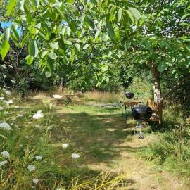 Naturnah in schönem Haus mit Garten und 10 Betten, hotel en Windeck
