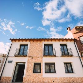 Alojamiento Turístico LAbellaVILLA, hotel in Rincón de Soto