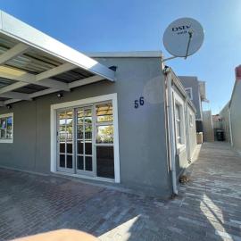 The MK House، فندق في كيب تاون