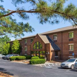 Suburban Studios Cary - RDU Airport, hotel v destinaci Cary