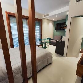 CivitaNave, hotel in Civitanova Marche
