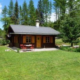 Le Bouvreuil Zinal, le VRAI petit chalet de vacances!, hotel em Zinal