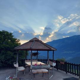 Gîte en montagne : La Terrasse du Rabioux, hotel in Chateauroux-les-Alpes