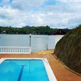 Casa Isla en la Represa de Prado, hotel in Prado