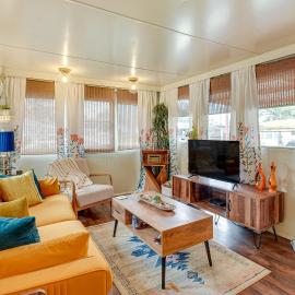 Pet-Friendly Brownwood Home: Walk to Lake!, hotel in Lake Brownwood