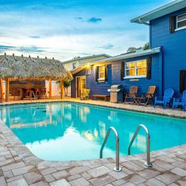 TIKI BLUE-Fun for Big Groups-Near Beach, Hot Tub, Heated Pool