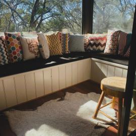 Mountain Retreat Suitable for 2 Families, Sleeps 8, hotel in Mount Buller