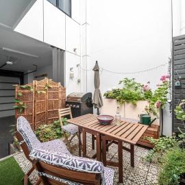Kashida - Persian-Style Townhouse with Office