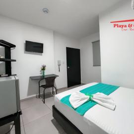 Hotel Playa y Café
