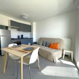 Studio calme avec terrasse et parking à 5 min de la plage - FR-1-309-421