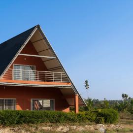 Golden Triangle by VEO - Part of StayVista, hotel a Hampāpura