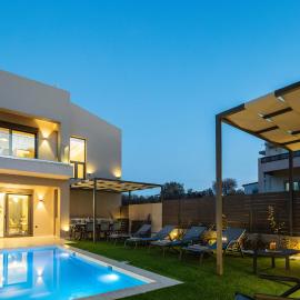 New Modern Villas with Private Pools and Walking distance to Beach – hotel w mieście Panormos