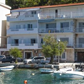 Apartments Ljiljana, hotel en Mimice