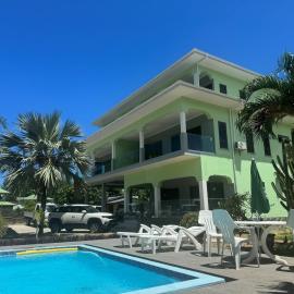Green Palm Self Catering, hotel in Anse aux Pins