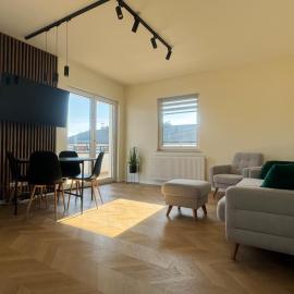Stylish 3 bedroom apartment with balcony
