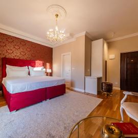 San Mihael luxury rooms 2, hotelli kohteessa Dugopolje