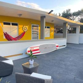 Nela’s Beach House, hotel v mestu Arecibo