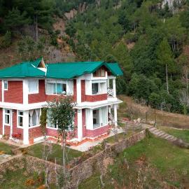Hollyhock Cottage by VEO - Part of StayVista, hotel in Rāmgarh