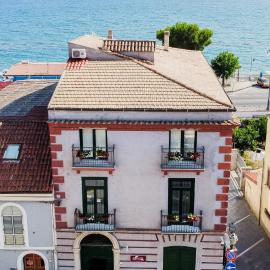 Harmonia Home Capitello, hotel Capitellóban