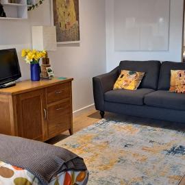 Modern studio apartment with outstanding views, sleeps 2