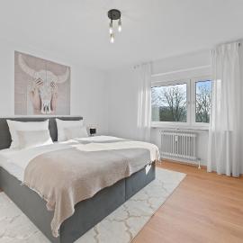 Roomfall Apartment am Kurpark mit TG & Wifi & Balkon, hotel v destinaci Bad Rappenau