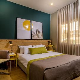 Dizengoff Square Boutique Aparthotel - by BAR COLLECTION, hotel in Tel Aviv
