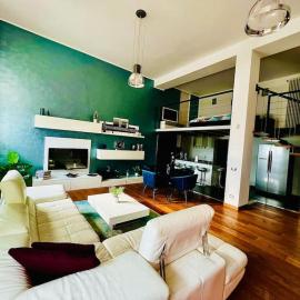Moderno loft alle porte di Milano - 115mq - 3 posti, viešbutis mieste Kormano