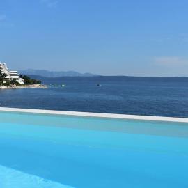 포드고라에 위치한 호텔 Villa Mel I - Luxury Waterfront Villa Downtown with Pool!
