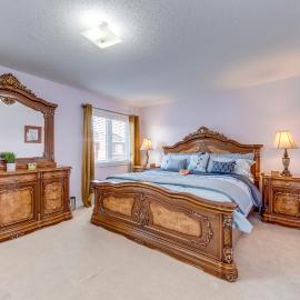 Avid vacation palace in Castlemore , Brampton