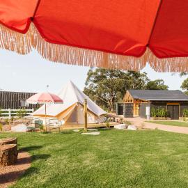 The Woods Farm Jervis Bay, hotel din Tomerong