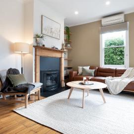 Walter Cottage As Cosy As It Is Convenient, Hotel in Kings Park