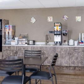 Super 8 by Wyndham Owatonna, hotel Owatonnában