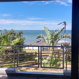 Oceanway Self-catering Accommodation, hotel u gradu Gonubi