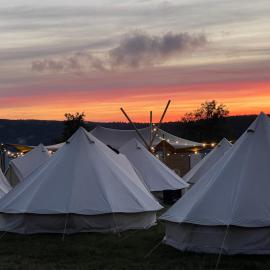 GrandPrixCamp Spa Francorchamps closest camping to the circuit including track view, hotel a Stavelot