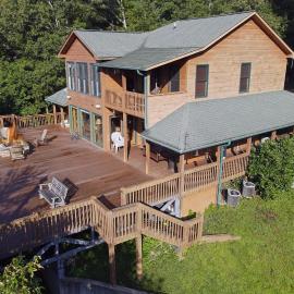 3BR Luxury Cabin • Hot Tub, Fireplaces & Firepit, hotel u gradu Suches